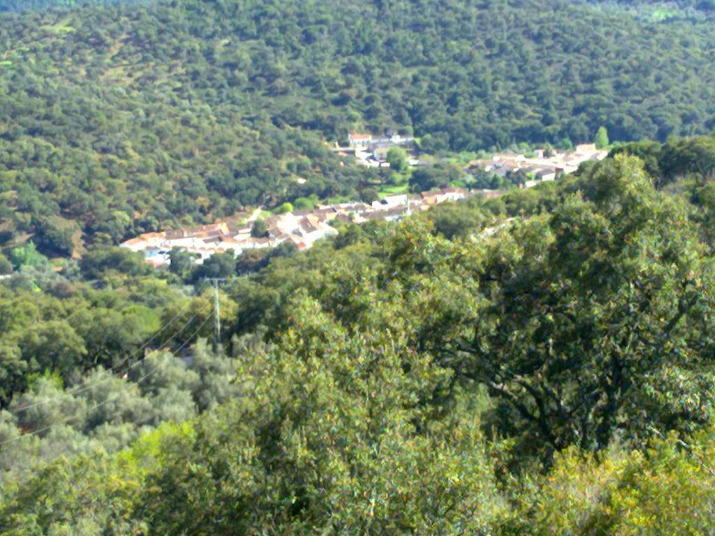 Pension Barrio Fuenteheridos Buitenkant foto